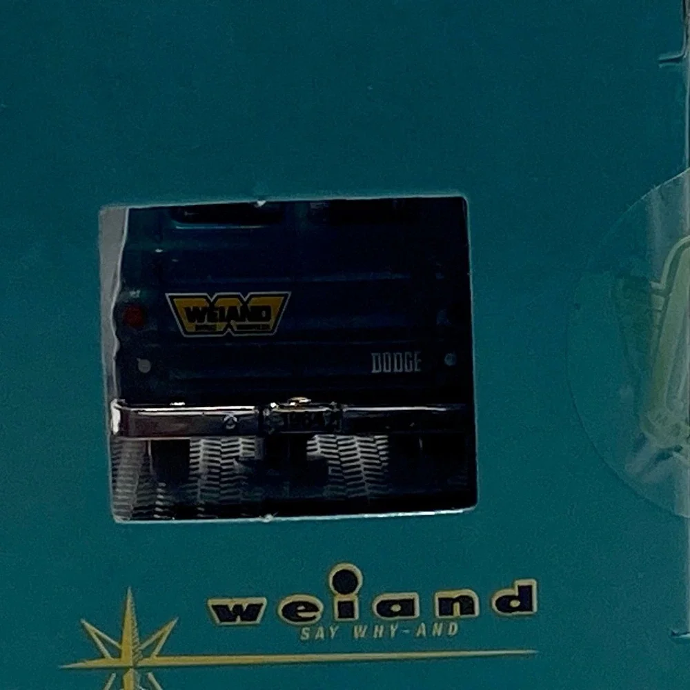 M2 Machines Weiand 1964 Dodge A100 Panel Van R63 Die-cast 1:64‎ Model NIP 2023